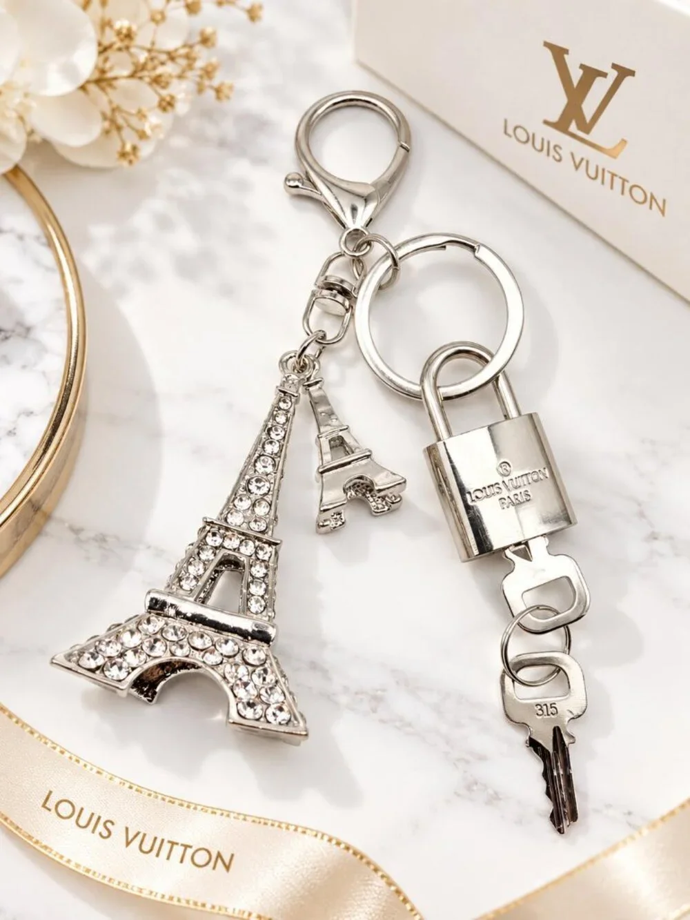 Authentic Louis Vuitton Silver Lock 🔒 Unbranded Eiffel Tower Keychain